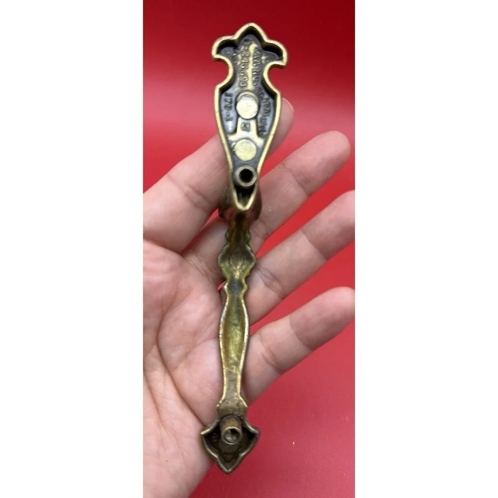 Amerock 179 Faux Keyhole Thumb Pull Handle Cabinet Door Dark Brass